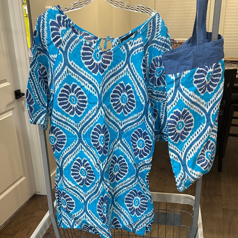 Shiraleah Swim Cover up & matching tote